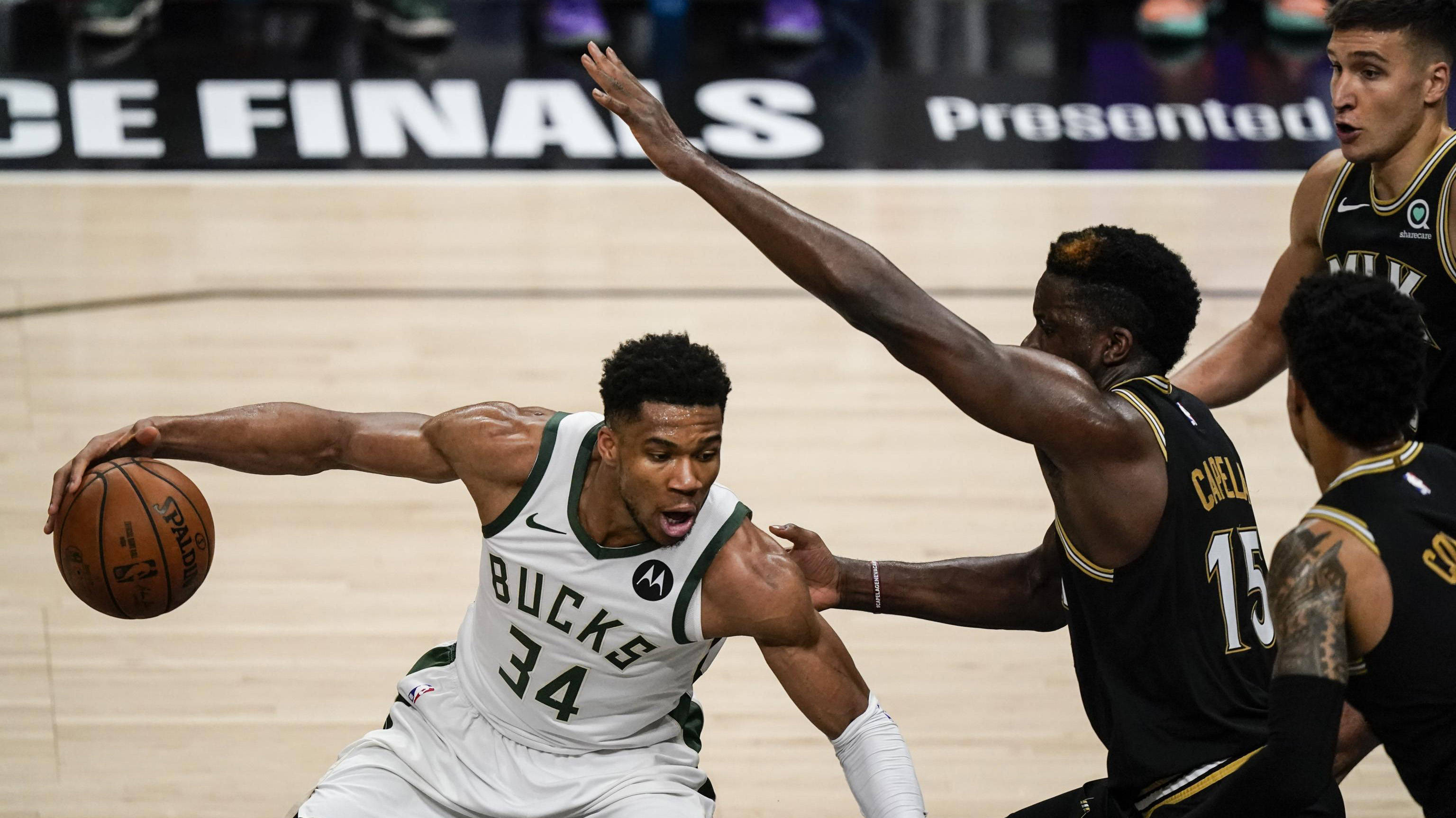 哈兰德连续十场比赛得分超过反败为胜，雄鹿不断突破！引发球迷热议的简单介绍-开云官方网站